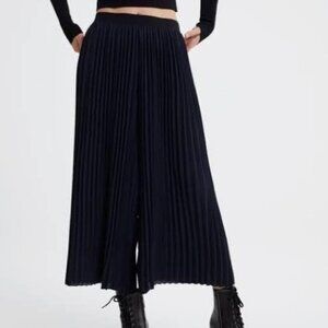 Zara Plisse Pleated Wide Leg Crop Pants